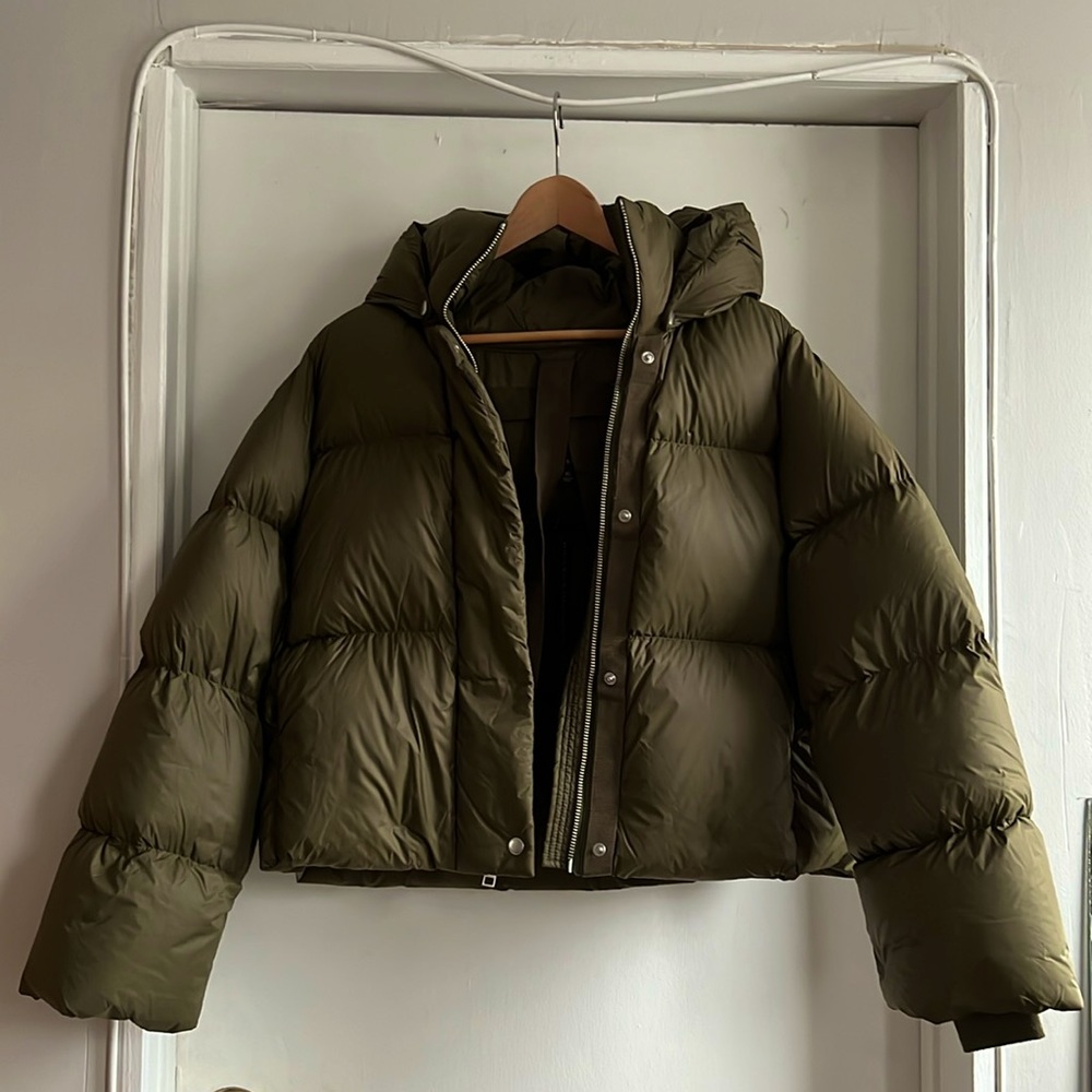 NWT BANANA REPUBLIC Women Short Hooded Puffer Jacket, XS